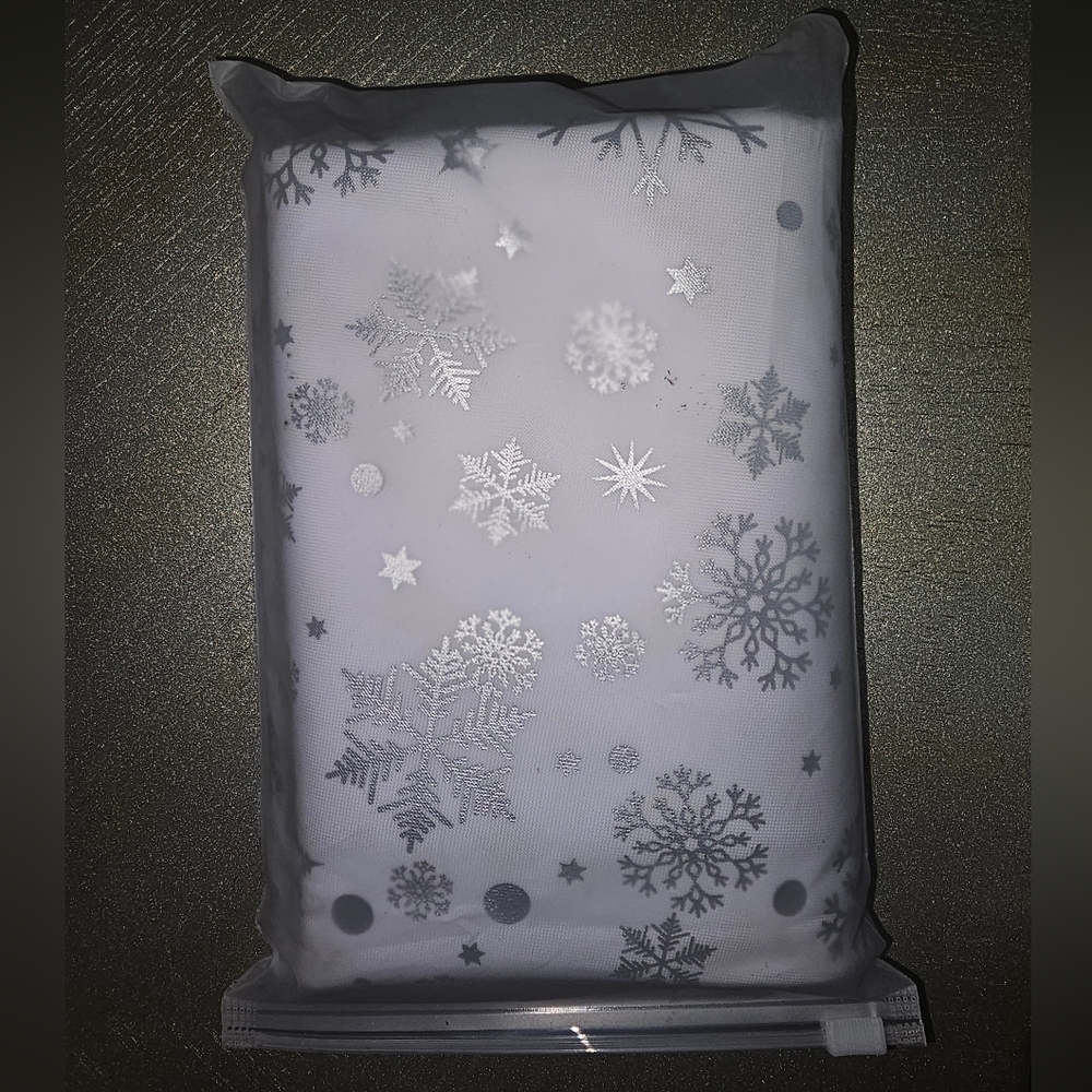 Snowflake Tablecloth Pattern Round